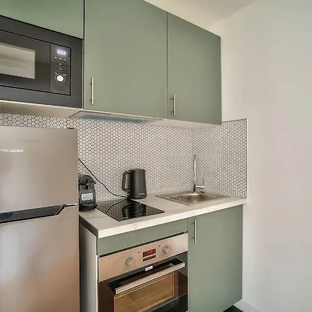 Apartment Splendid For 2 People *