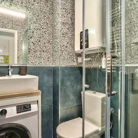 Apartment Splendid For 2 People *